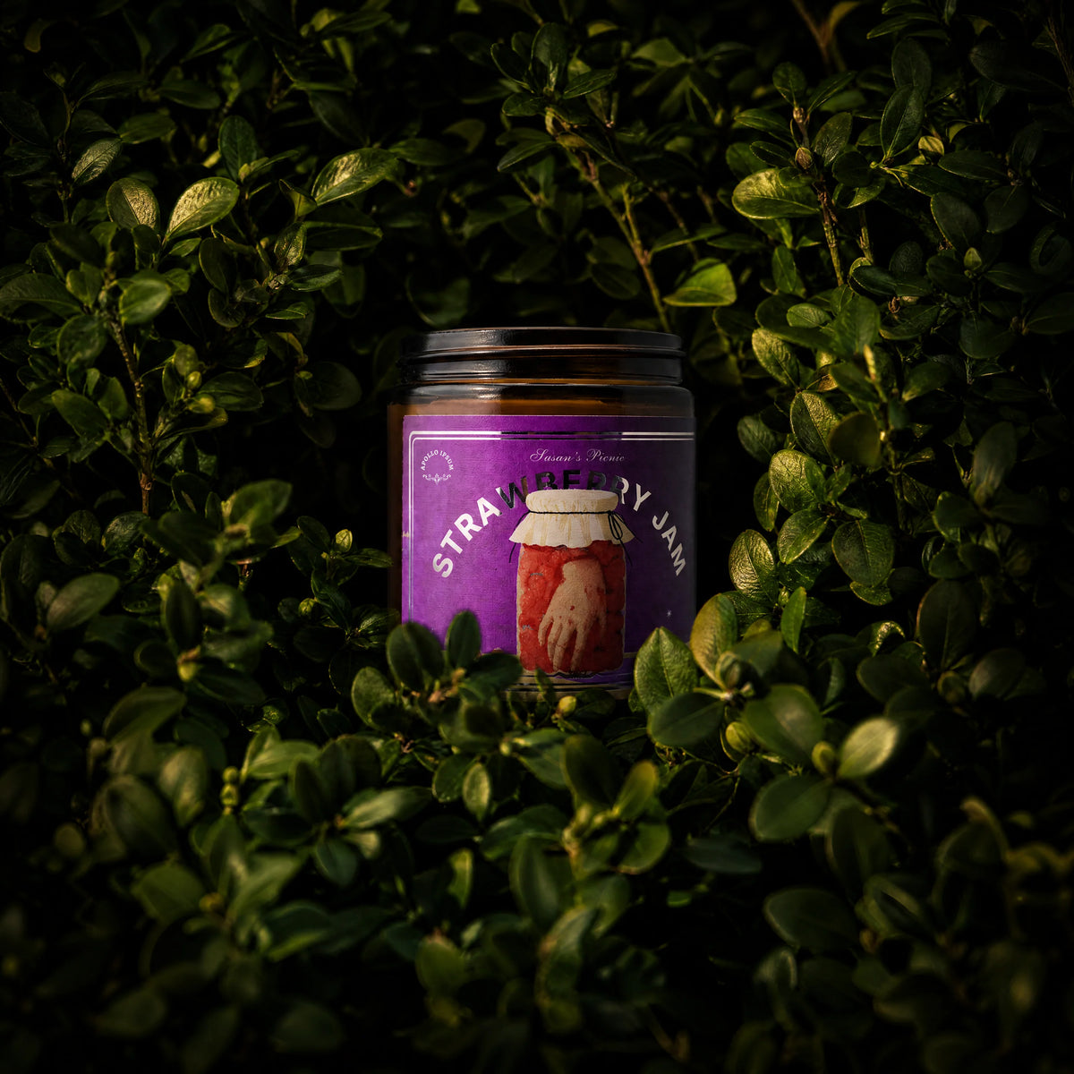 Strawberry Jam scented candle – product view 3