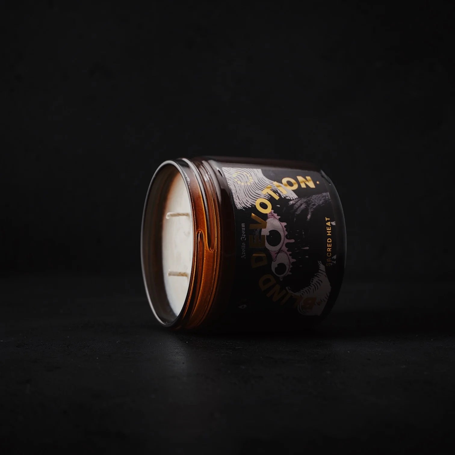 Blind Devotion scented candle – product view 6