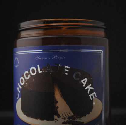 Chocolate Cake scented candle – product view 3