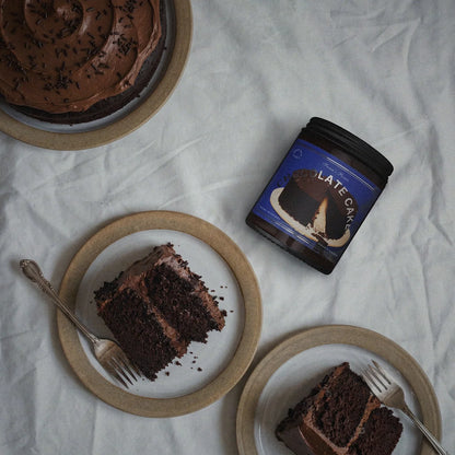 Chocolate Cake scented candle – product view 2