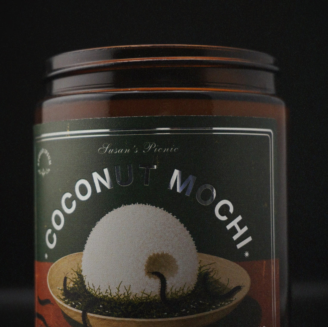 Coconut Mochi scented candle – product view 2