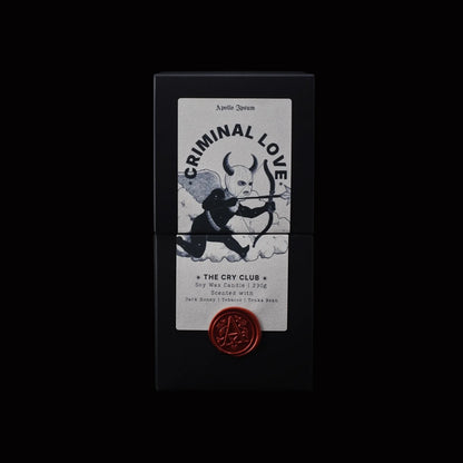 Criminal Love scented candle – product view 5