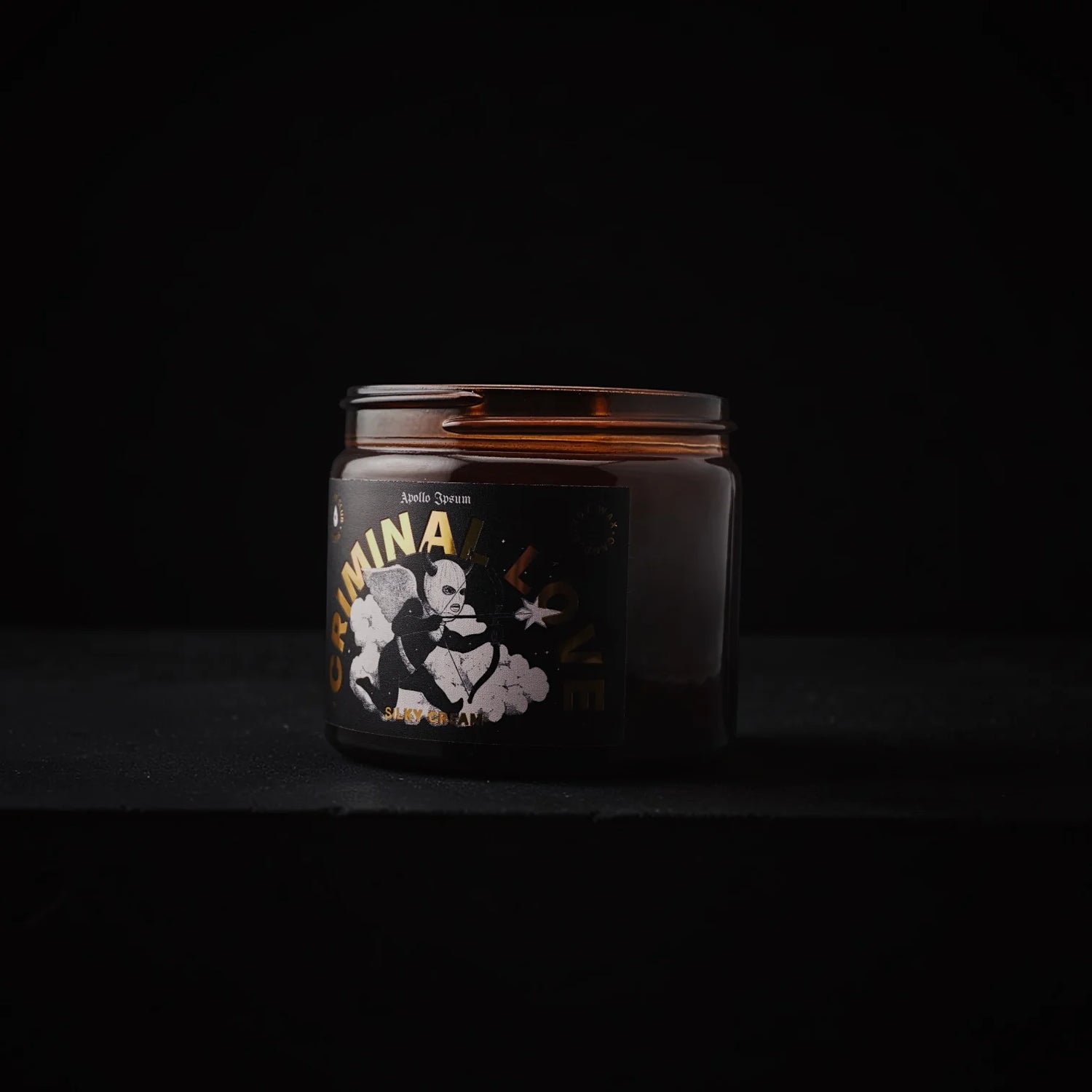 Criminal Love scented candle – product view 7
