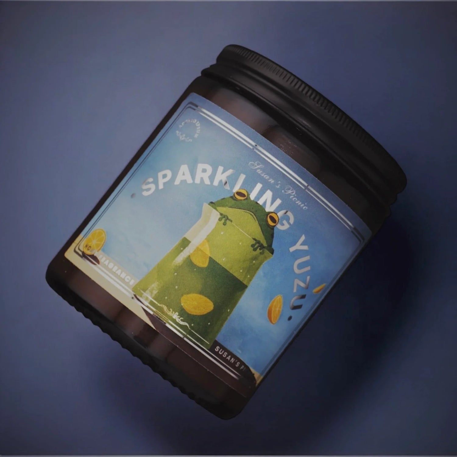 Sparkling Yuzu scented candle – product view 6