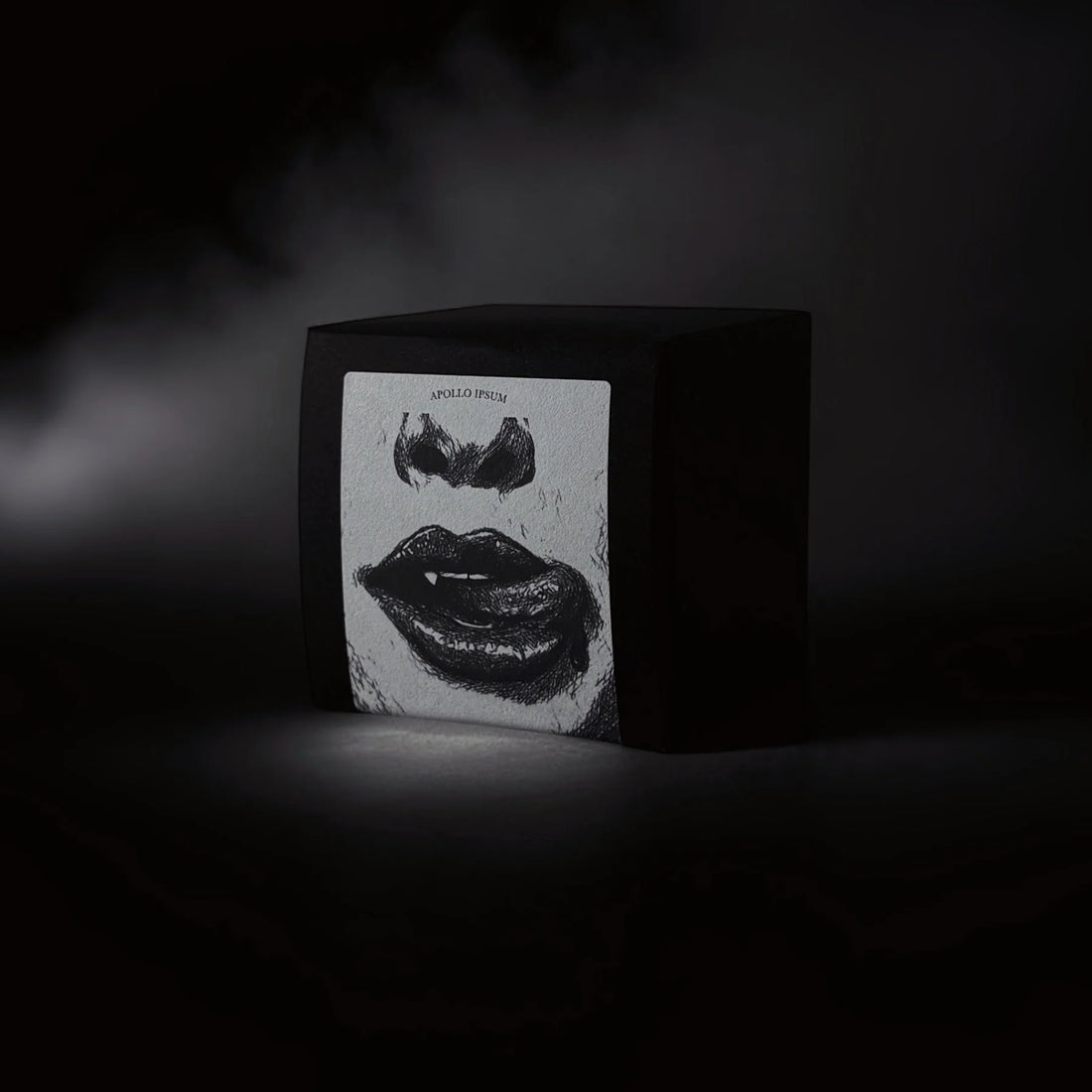 Tempted scented candle – product view 2