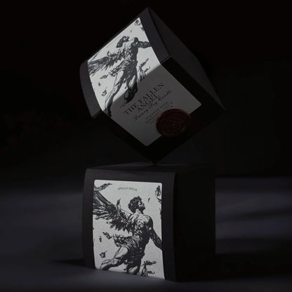 The Fallen Angel scented candle – product view 3