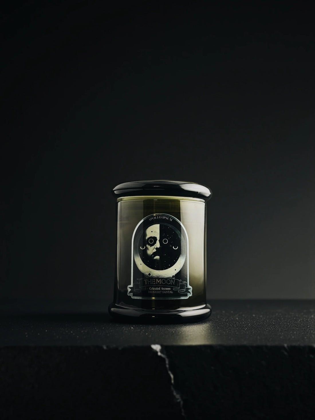 The Moon - Celestial Arcana scented candle – product view 2