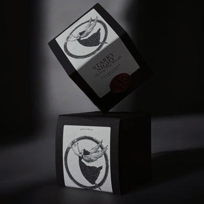 The Starry Night scented candle – product view 3